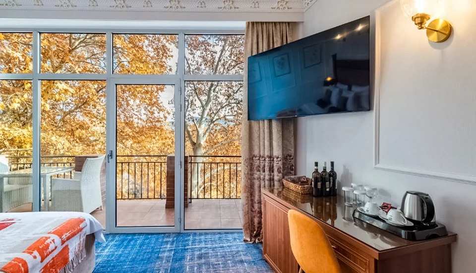 هتل ریور ساید تفلیس